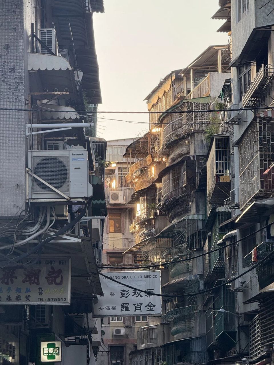 eP, OoKfx, src eP, OoKfx, src