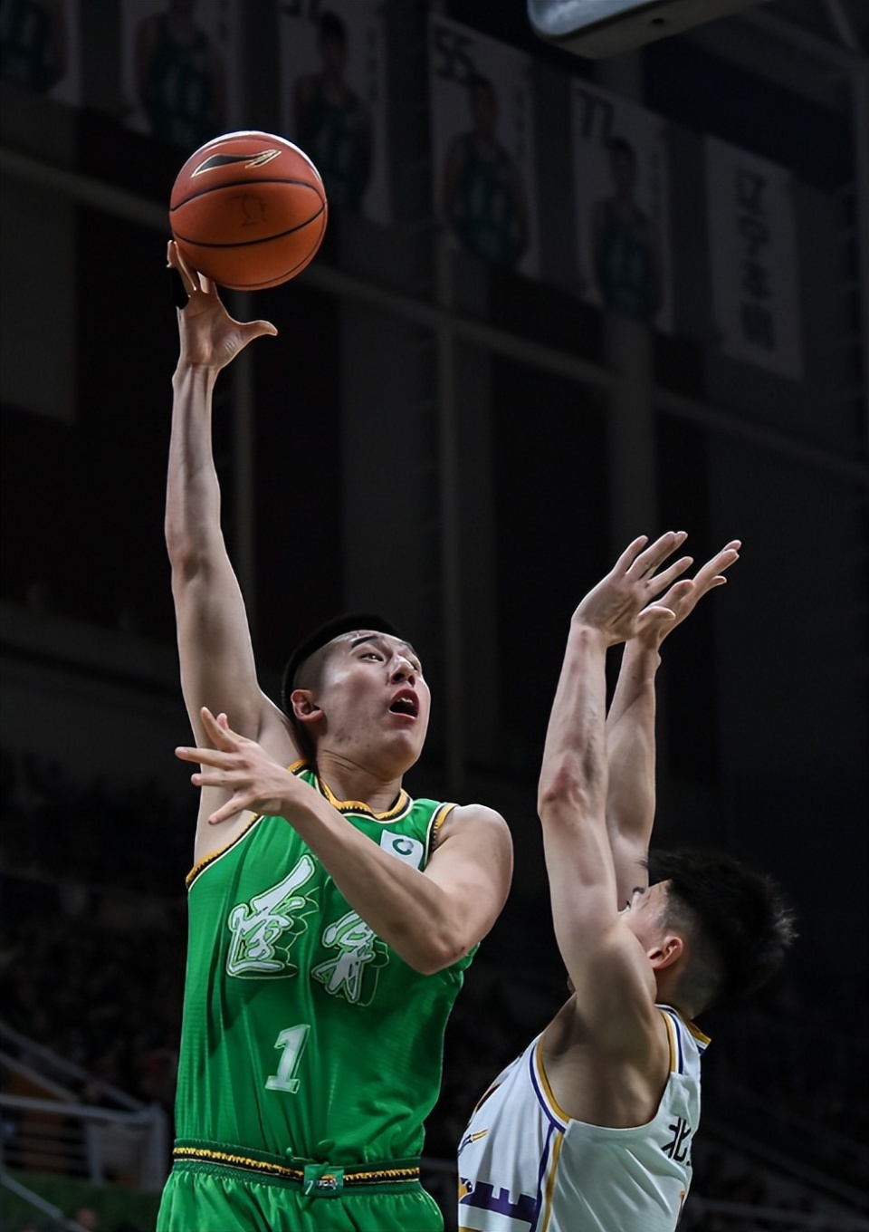 然而作为篮 然而作为篮